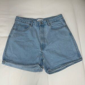 High waisted Zara denim shorts size 12 vintage blue